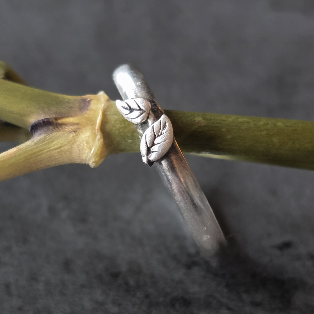 Leaf Stacking Ring